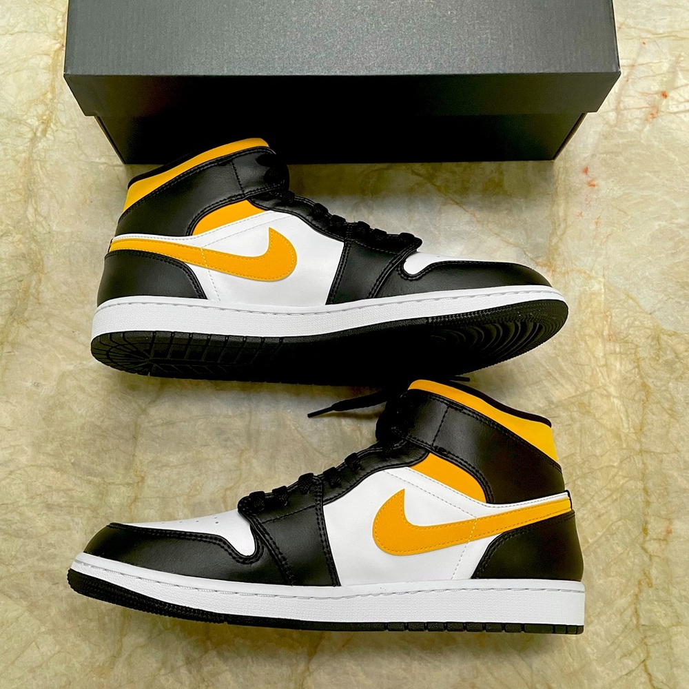 Nike Air Jordan 1 mid se